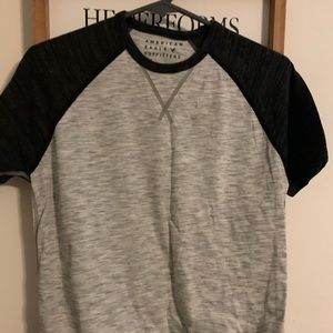 American Eagle Men’s Shirt Small
